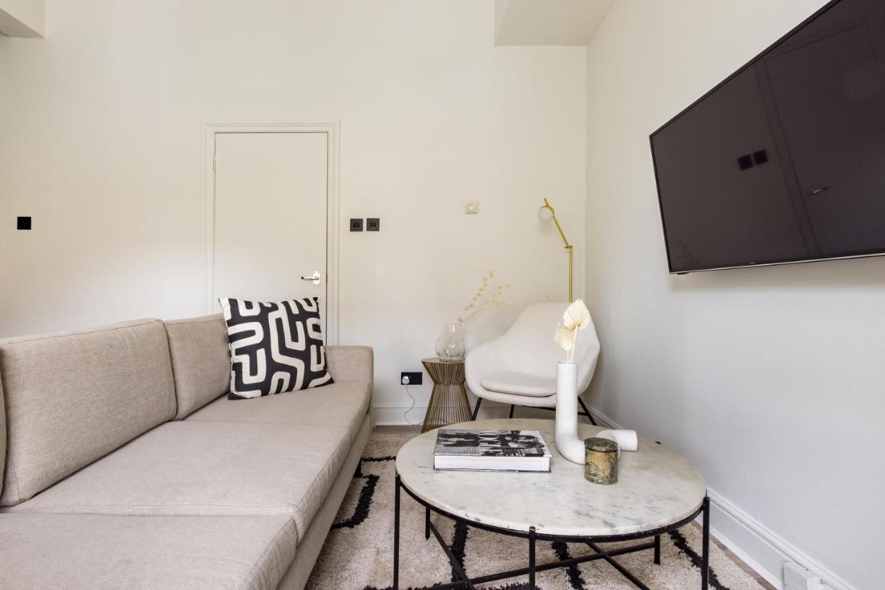 The Kensington And Chelsea Classic - Glamorous 2Bdr Flat London Bagian luar foto