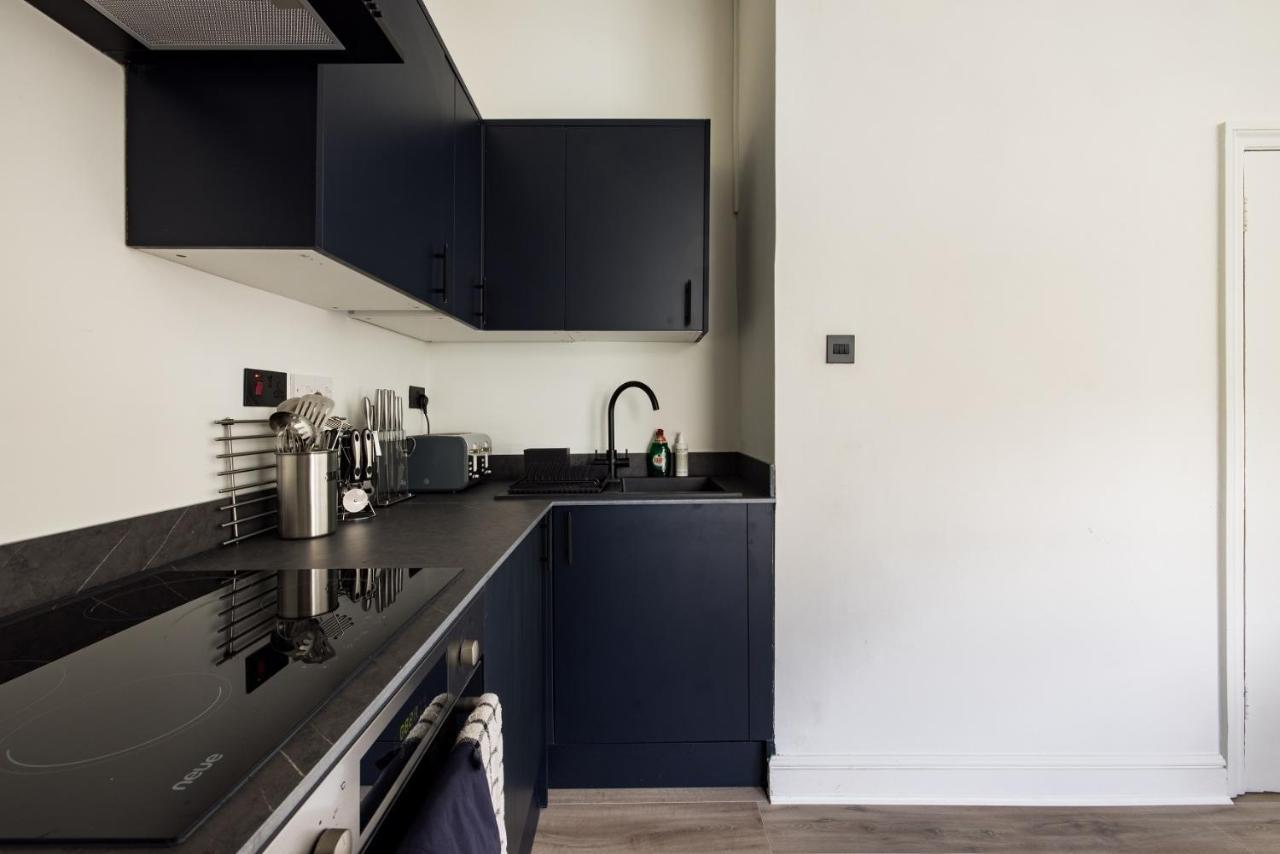 The Kensington And Chelsea Classic - Glamorous 2Bdr Flat London Bagian luar foto